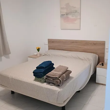 En La Playa De Cala Capitan -cabo Roig- Costa Appartement